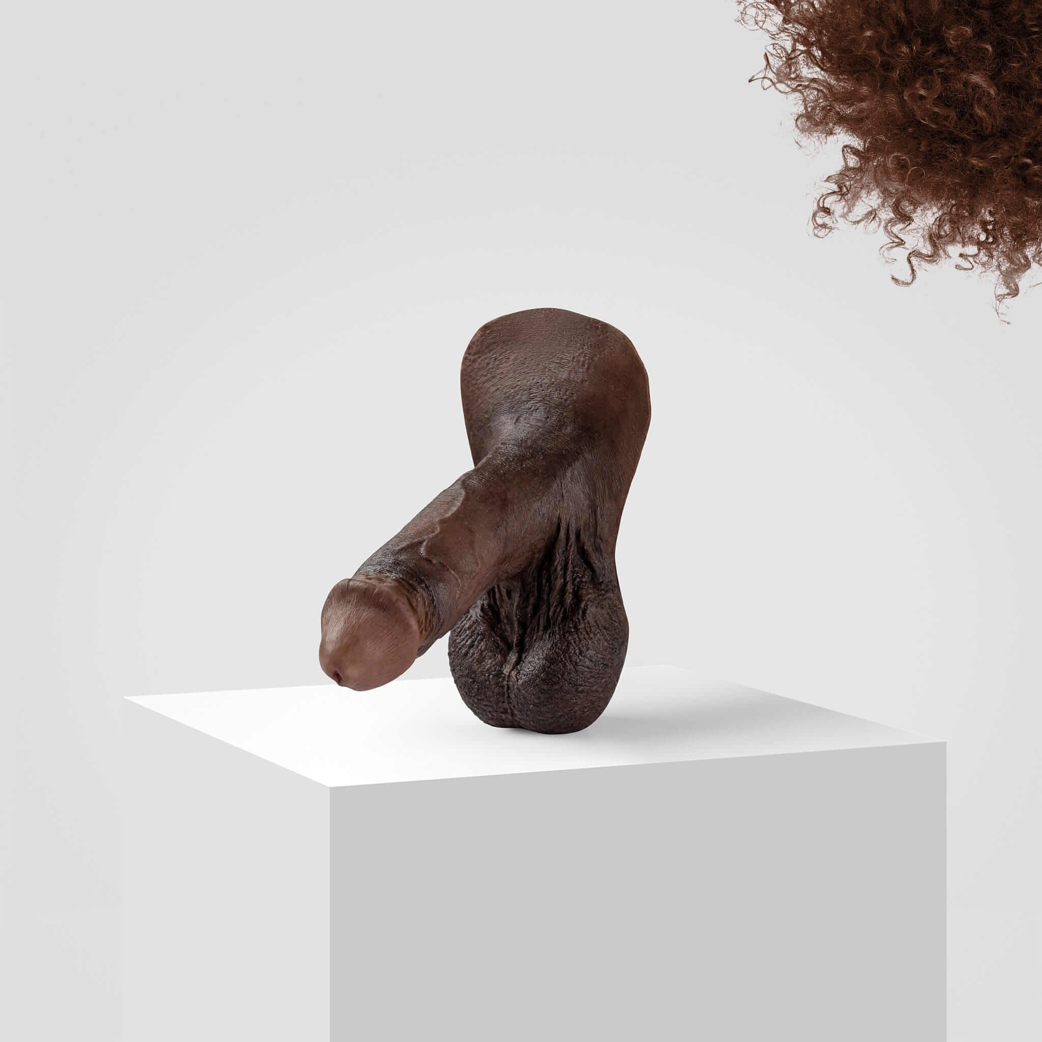 Emisil ER05 | Bold Hyper-Realistic Pack & Play Model - Image 101