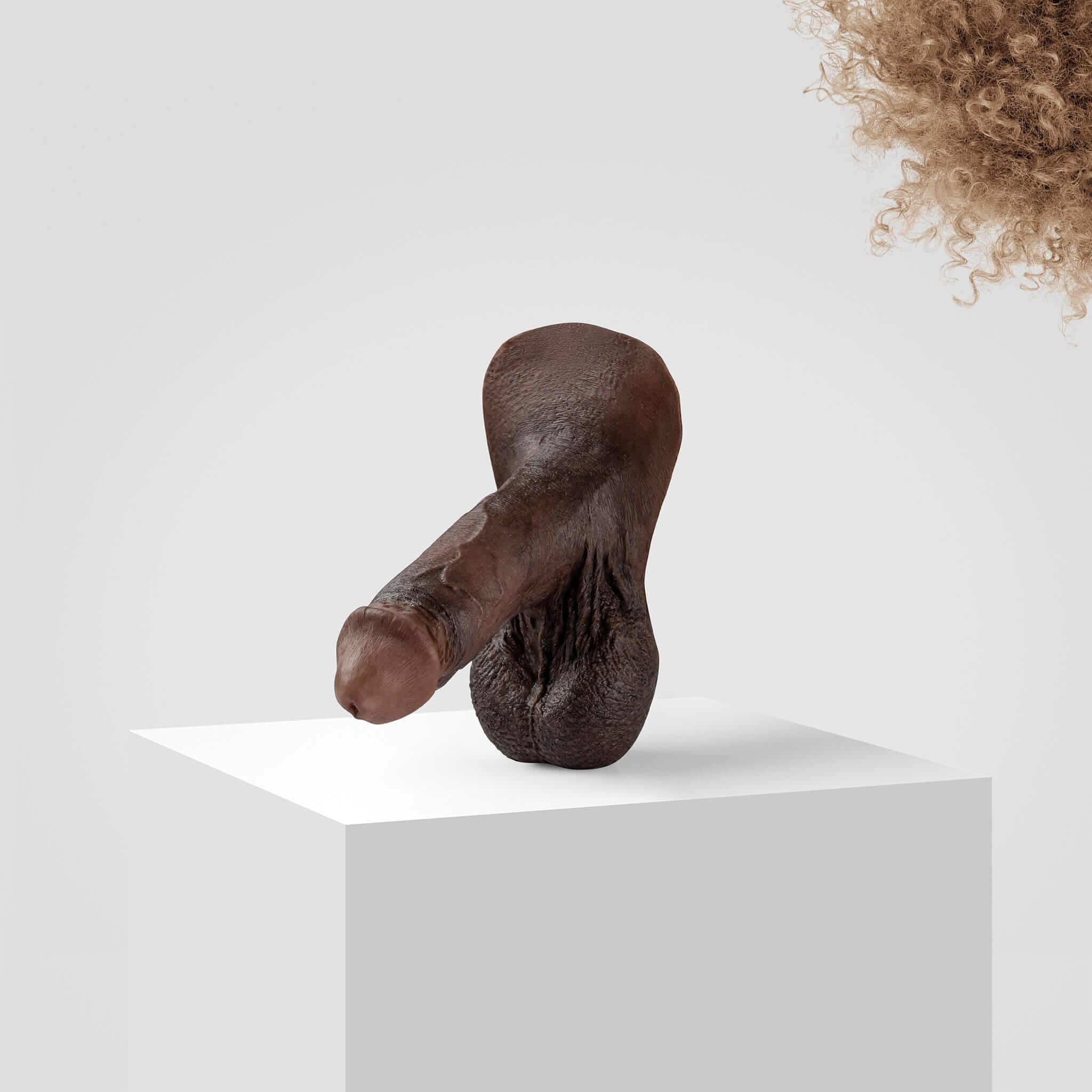 Emisil ER05 | Bold Hyper-Realistic Pack & Play Model - Image 102
